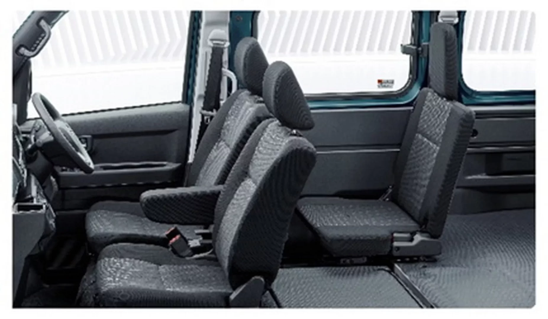 ダイハツ初BEV軽商用車「e-ハイゼット カーゴ」と「e-アトレー」の本気度